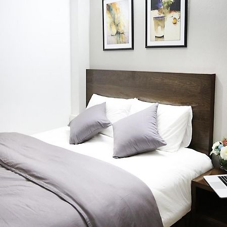 V House 6 Serviced Apartment Hanoi Bagian luar foto