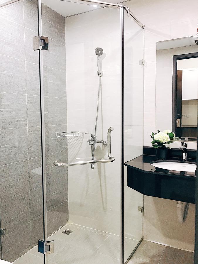 V House 6 Serviced Apartment Hanoi Bagian luar foto