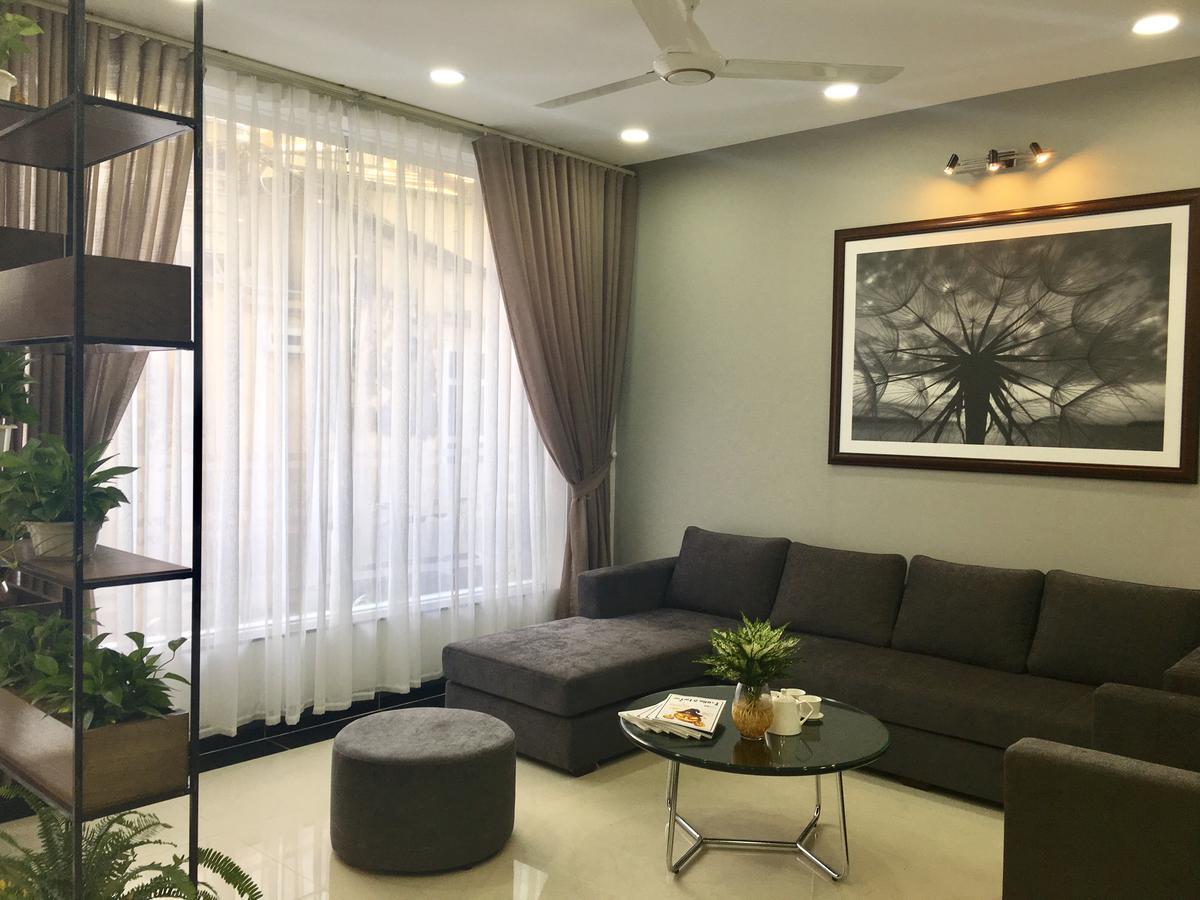 V House 6 Serviced Apartment Hanoi Bagian luar foto